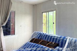สภาพผนังห้องนอน หลังลอกวอลล์เก่า